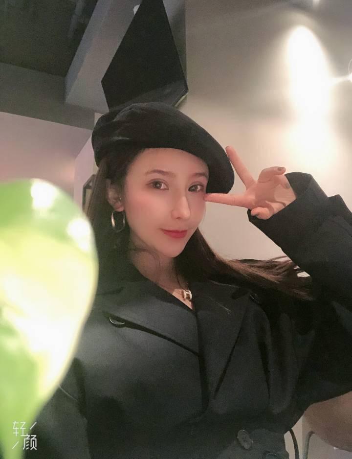 白领丽人，让人浴霸不能